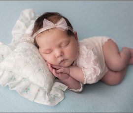 Neugeborene_Newborn_Baby_Neugeborenes_Neugeborenenfotografie_Newborn_Liebe_Neugeborenenshooting_Neugeborenenfotografie Saarland_Saarland_Wadern_Babybilder_Babyfotos_Neugeborenenfotos