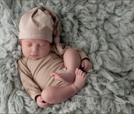 Neugeborene_Newborn_Baby_Neugeborenes_Neugeborenenfotografie_Newborn_Liebe_Neugeborenenshooting_Neugeborenenfotografie Saarland_Saarland_Wadern_Babybilder_Babyfotos_Neugeborenenfotos