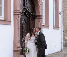 Hochzeitspaar beim Shooting in der Trierer Altstadt